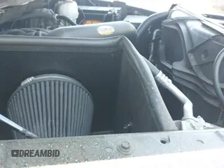 2018 Ram 1500 Express z VIN 1C6RR6KG5JS224520, wystawiony jako IAAI lot #42230272 z przebiegiem 140 748 mil mil oraz . Historia ofert i sprzedaży dostępna na DreamBid. Obrazek 19.