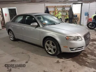 2007 Audi A4 2.0T with VIN WAUDF78E17A246842, listed as a IAAI auction lot 41400953 with 112,734 mi miles. Bid and sale history available at carsss.com. Image 1.