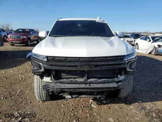 2022 Chevrolet Tahoe RST with VIN 1GNSKRKD8NR295866, listed as a Copart auction lot 84434054 with 51,058 mi miles and Salvage Title. Bid and sale history available at carsss.com. Image 5.