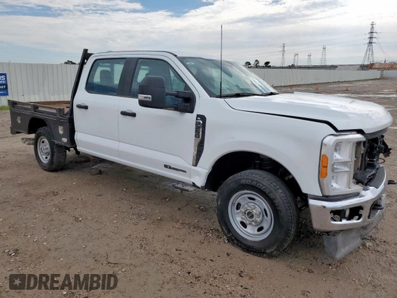 2023 Ford F-250 XL z VIN 1FT7W2BT8PEC30883, wystawiony jako Copart lot #62118535 z przebiegiem 47 949 mil mil oraz Szkoda całkowita • Salvage title. Historia ofert i sprzedaży dostępna na DreamBid. Obrazek 4.