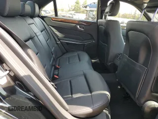 2014 Mercedes-Benz E 350 Luxury z VIN WDDHF8JB7EA956812, wystawiony jako Copart lot #52854595 z przebiegiem 118 883 mil mil oraz Szkoda całkowita • Salvage title. Historia ofert i sprzedaży dostępna na DreamBid. Obrazek 10.