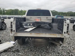 2016 Ford F-250 XL z VIN 1FT7W2A61GEC04430, wystawiony jako Copart lot #52383415 z przebiegiem 136 451 mil mil oraz Szkoda całkowita • Salvage title. Historia ofert i sprzedaży dostępna na DreamBid. Obrazek 6.