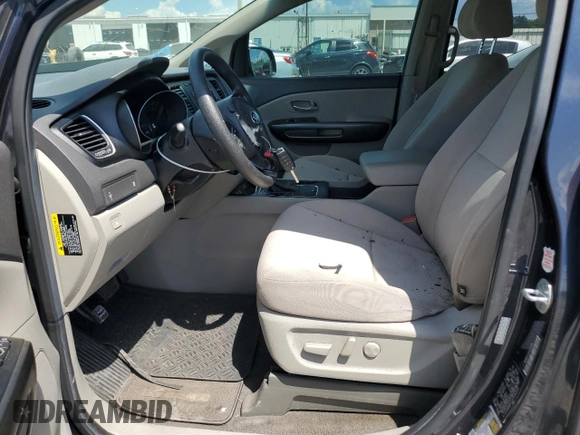 2015 Kia Sedona LX with VIN KNDMB5C14F6043095, listed as a Copart auction lot 69256824 with 181,202 mi miles and Salvage Title. Bid and sale history available at DreamBid. Image 7.