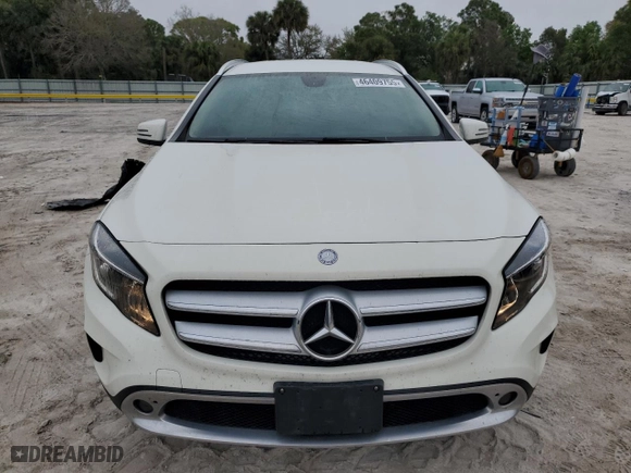 2015 Mercedes-Benz GLA-Class GLA 250 with VIN WDCTG4EB8FJ134312, listed as a Copart auction lot 46409755 with NaN miles and Salvage Title. Bid and sale history available at carsss.com. Image 5.
