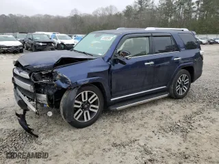 2018 Toyota 4Runner SR5 with VIN JTEZU5JR2J5168518, listed as a Copart auction lot 43382585 with 117,859 mi miles and Salvage Title. Bid and sale history available at carsss.com. Image 1.