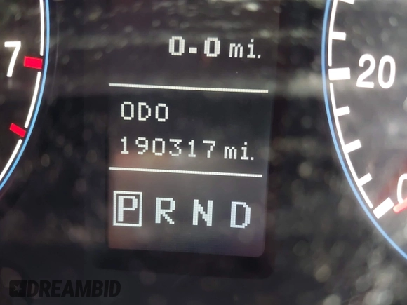 2007 Hyundai Azera SE with VIN KMHFC46F47A149693, listed as a IAAI auction lot 42060439 with 190,317 mi miles and . Bid and sale history available at DreamBid. Image 7.