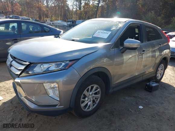 2019 Mitsubishi Eclipse Cross ES with VIN JA4AS3AA4KZ048102, listed as a IAAI auction lot 40762054 with 137885 miles. Bid and sale history available at carsss.com. Image 18.