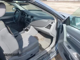 2008 Chrysler Sebring Touring with VIN 1C3LC55R88N247617, listed as a IAAI auction lot 41769272 with 144,380 mi miles and . Bid and sale history available at DreamBid. Image 5.