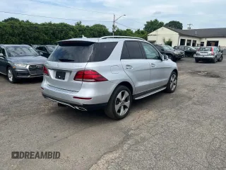 2019 Mercedes-Benz GLE 400 with VIN 4JGDA5GB2KB209598, listed as a Copart auction lot 63654815 with 91,075 mi miles and Clean title. Bid and sale history available at DreamBid. Image 3.