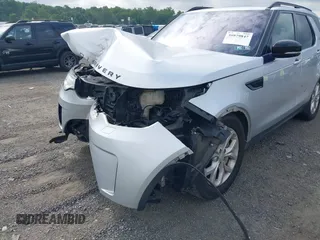 2018 Land Rover Discovery SE with VIN SALRG2RV3JA060369, listed as a IAAI auction lot 39979847 with 69,074 mi miles and . Bid and sale history available at DreamBid. Image 6.