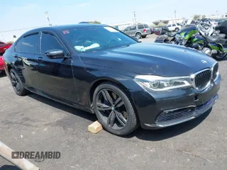 2017 BMW 7 Series 750i with VIN WBA7F0C37HGM22205, listed as a IAAI auction lot 40033800 with 70,581 mi miles. Bid and sale history available at carsss.com. Image 1.