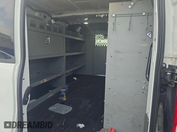 2020 Ford Transit Cargo с VIN 1FTBR1Y8XLKB79512, выставлен на аукционе IAAI как лот 42849713 с пробегом 79 515 миль миль и . История ставок и продаж доступна на DreamBid. Изображение 10.