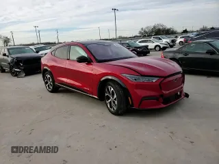 2022 Ford Mustang Mach-E Premium с VIN 3FMTK3SS4NMA01093, выставлен на аукционе Copart как лот 48062625 с пробегом 19 762 миль миль и Списание • Salvage title. История ставок и продаж доступна на DreamBid. Изображение 11.