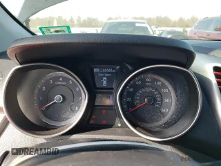 2014 Hyundai Elantra with VIN KMHD35LH5EU165755, listed as a Copart auction lot 49051275 with 146,648 mi miles and Salvage title. Bid and sale history available at DreamBid. Image 9.
