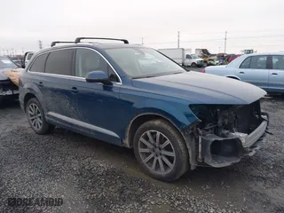 2018 Audi Q7 Premium Plus with VIN WA1LAAF73JD023507, listed as a IAAI auction lot 41323079 with 71,335 mi miles. Bid and sale history available at carsss.com. Image 1.