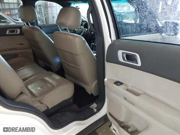 2013 Ford Explorer Limited with VIN 1FM5K8F82DGA83709, listed as a IAAI auction lot 41809611 with 217,317 mi miles. Bid and sale history available at carsss.com. Image 7.
