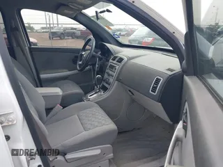 2007 Chevrolet Equinox LS with VIN 2CNDL13F376064464, listed as a IAAI auction lot 41924764 with 127,648 mi miles. Bid and sale history available at carsss.com. Image 5.