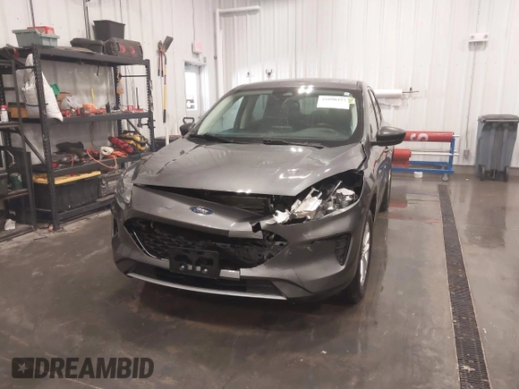 2022 Ford Escape SE with VIN 1FMCU9G69NUB21752, listed as a IAAI auction lot 41890357 with 33,434 mi miles. Bid and sale history available at carsss.com. Image 6.