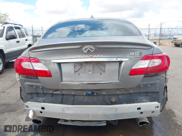2012 Infiniti M with VIN JN1BY1AP3CM332453, listed as a IAAI auction lot 41944895 with 176,989 mi miles and . Bid and sale history available at DreamBid. Image 17.