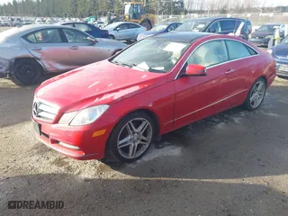 2011 Mercedes-Benz E-Class E 350 with VIN WDDKJ5GBXBF122722, listed as a IAAI auction lot 41670771 with 1 mi miles. Bid and sale history available at carsss.com. Image 2.