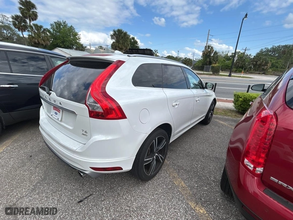 2017 Volvo XC60 T6 Drive-E R-Design Platinum with VIN YV449MRS8H2035952, listed as a Copart auction lot 52820185 with 80,266 mi miles and Clean Title. Bid and sale history available at carsss.com. Image 4.