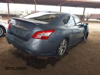 2010 Nissan Maxima 3.5 S with VIN 1N4AA5AP9AC845087, listed as a IAAI auction lot 41916323 with 212,475 mi miles. Bid and sale history available at carsss.com. Image 4.