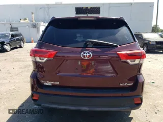 2018 Toyota Highlander SE with VIN 5TDJZRFH1JS880264, listed as a Copart auction lot 57509965 with 93,064 mi miles and Salvage title. Bid and sale history available at DreamBid. Image 6.