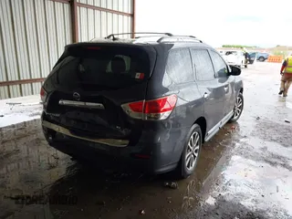 2014 Nissan Pathfinder Platinum with VIN 5N1AR2MN5EC685920, listed as a IAAI auction lot 42149831 with 149,618 mi miles and . Bid and sale history available at DreamBid. Image 4.