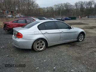 2008 BMW 3 Series 328i with VIN WBAVA37538NL50420, listed as a Copart auction lot 51566755 with 153,561 mi miles and Salvage Title. Bid and sale history available at DreamBid. Image 3.
