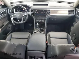 2022 Volkswagen Atlas SEL with VIN 1V2BP2CA8NC502506, listed as a Copart auction lot 70981634 with 34,960 mi miles and Salvage title. Bid and sale history available at DreamBid. Image 8.