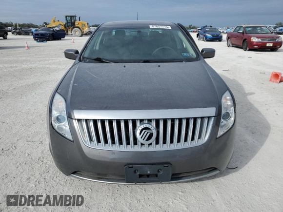 2011 Mercury Milan z VIN 3MEHM0HA6BR600091, wystawiony jako Copart lot #50362325 z przebiegiem 71 381 mil mil oraz Nie do naprawy • Non repairable. Historia ofert i sprzedaży dostępna na DreamBid. Obrazek 5.