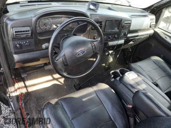 2006 Ford F-350 XL with VIN 1FTWF31P26ED53650, listed as a Copart auction lot 53811235 with Not provided miles and Clean title. Bid and sale history available at DreamBid. Image 8.