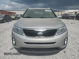 2014 Kia Sorento LX with VIN 5XYKT3A6XEG533396, listed as a Copart auction lot 51824465 with 181,115 mi miles and Clean Title. Bid and sale history available at DreamBid. Image 5.