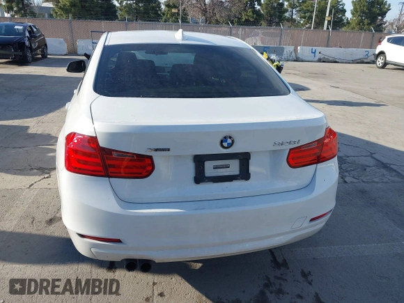 2013 BMW 3 Series 328i xDrive with VIN WBA3B5G54DNP40324, listed as a IAAI auction lot 41702014 with 126,932 mi miles. Bid and sale history available at carsss.com. Image 16.