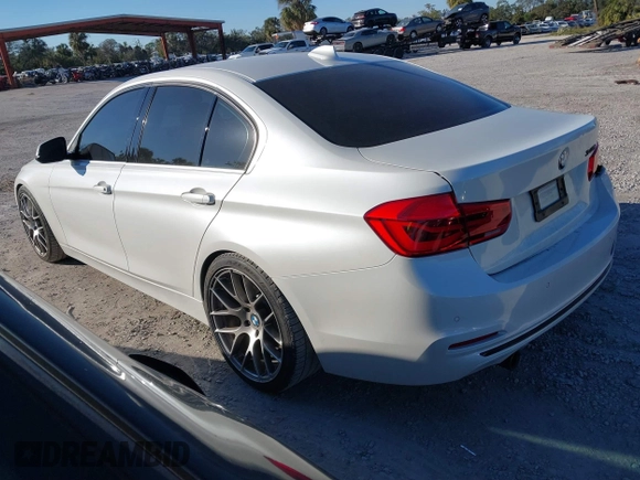 2017 BMW 3 Series 340i with VIN WBA8B3G37HNU36385, listed as a IAAI auction lot 40988676 with 41,492 mi miles and . Bid and sale history available at carsss.com. Image 3.