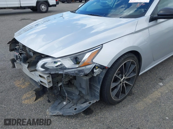 2019 Nissan Altima S z VIN 1N4BL4BVXKN313732, wystawiony jako IAAI lot #42249605 z przebiegiem 119 455 mil mil oraz . Historia ofert i sprzedaży dostępna na DreamBid. Obrazek 19.