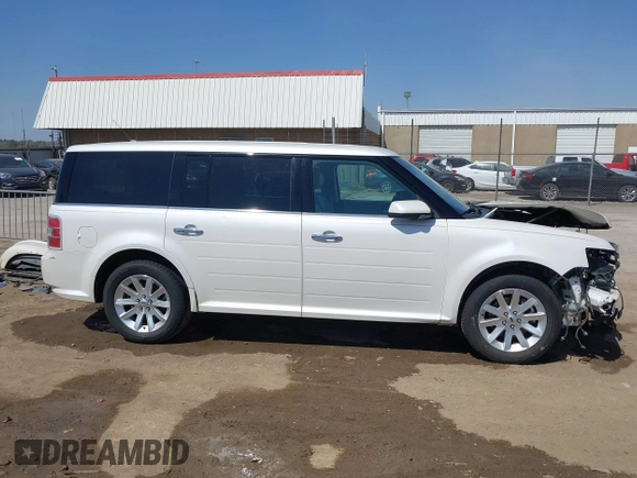 2011 Ford Flex SEL with VIN 2FMGK5CCXBBD33993, listed as a IAAI auction lot 41996328 with 144,648 mi miles. Bid and sale history available at carsss.com. Image 14.