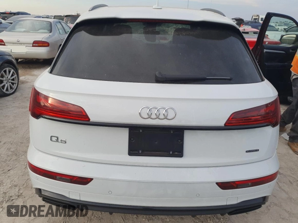 2023 Audi Q5 S line Premium Plus с VIN WA1E2AFY4P2148552, выставлен на аукционе Copart как лот 76286624 с пробегом 14 827 миль миль и Списание • Salvage title. История ставок и продаж доступна на DreamBid. Изображение 6.