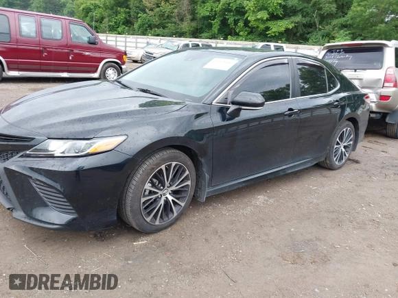 2019 Toyota Camry LE z VIN 4T1B11HK0KU739121, wystawiony jako IAAI lot #42372066 z przebiegiem 95 576 mil mil oraz . Historia ofert i sprzedaży dostępna na DreamBid. Obrazek 17.