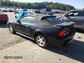 2001 Ford Mustang Deluxe with VIN 1FAFP44471F181371, listed as a Copart auction lot 75958284 with 200,853 mi miles and Clean Title. Bid and sale history available at carsss.com. Image 2.