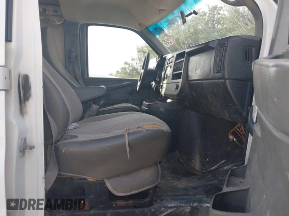 2013 Chevrolet Express Cargo with VIN 1GCWGFBA6D1185850, listed as a IAAI auction lot 40965967 with 165,641 mi miles and . Bid and sale history available at DreamBid. Image 5.