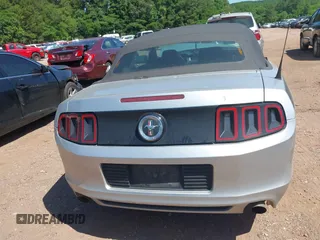 2014 Ford Mustang V6 с VIN 1ZVBP8EM9E5314011, выставлен на аукционе IAAI как лот 42332004 с пробегом 133 361 миль миль и . История ставок и продаж доступна на DreamBid. Изображение 16.