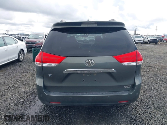 2011 Toyota Sienna XLE with VIN 5TDDK3DCXBS003666, listed as a IAAI auction lot 41807992 with 156,699 mi miles. Bid and sale history available at carsss.com. Image 16.