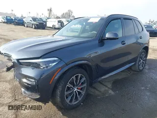 2021 BMW X5 xDrive45e with VIN 5UXTA6C00M9D24349, listed as a IAAI auction lot 41458445 with 43,116 mi miles. Bid and sale history available at carsss.com. Image 17.