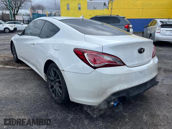 2013 Hyundai Genesis Coupe R-Spec with VIN KMHHT6KD9DU101531, listed as a Copart auction lot 49768125 with 103,932 mi miles and Clean title. Bid and sale history available at DreamBid. Image 3.
