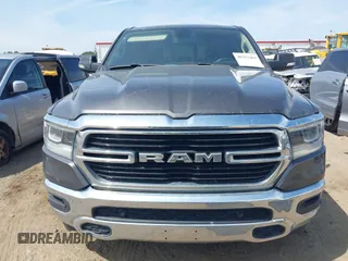 2019 Ram 1500 Big Horn z VIN 1C6RRFFG8KN743717, wystawiony jako IAAI lot #40321463 z przebiegiem 89 387 mil mil oraz . Historia ofert i sprzedaży dostępna na DreamBid. Obrazek 12.