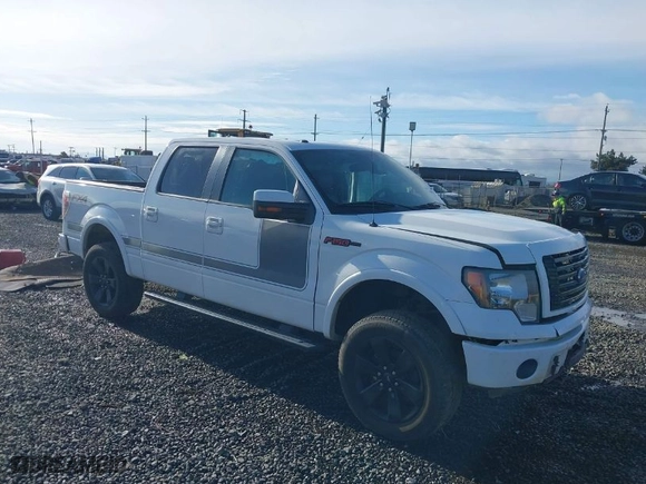 2012 Ford F-150 XL with VIN 1FTFW1ET6CFC80932, listed as a IAAI auction lot 40811367 with 166,664 mi miles. Bid and sale history available at carsss.com. Image 1.