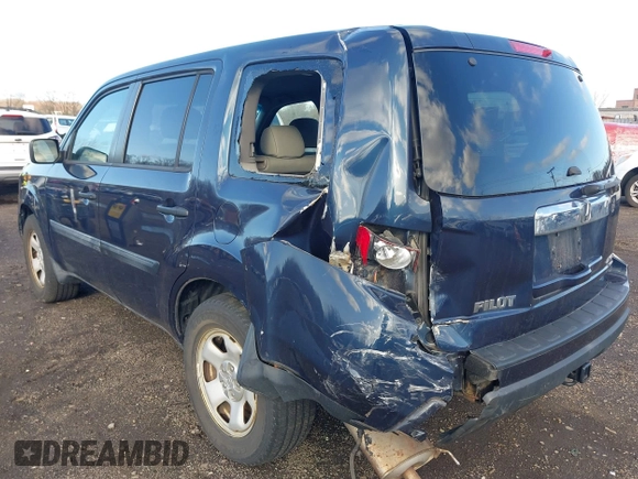 2011 Honda Pilot LX with VIN 5FNYF4H28BB089206, listed as a IAAI auction lot 41852945 with 62,116 mi miles. Bid and sale history available at carsss.com. Image 6.