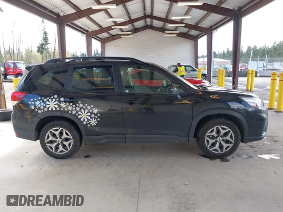 2021 Subaru Forester Premium with VIN JF2SKAFCXMH455165, listed as a IAAI auction lot 41980264 with 54,771 mi miles. Bid and sale history available at carsss.com. Image 13.