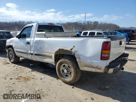 2000 Chevrolet Silverado 1500 with VIN 1GCEK14T1YZ263275, listed as a Copart auction lot 46779595 with 144,052 mi miles and Salvage Title. Bid and sale history available at carsss.com. Image 2.
